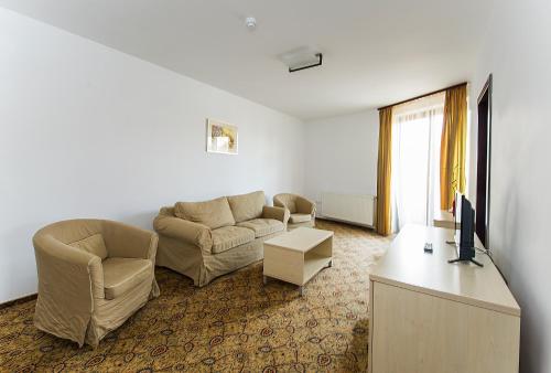 AselTur Brasov - image 4