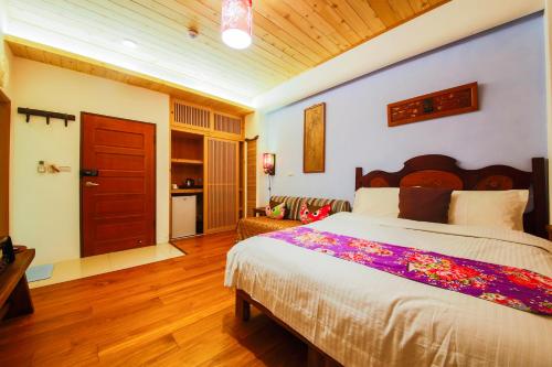 1 queen bed