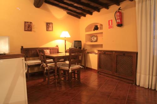 La Boticaria Casa Rural Apartamento in Descargamaria