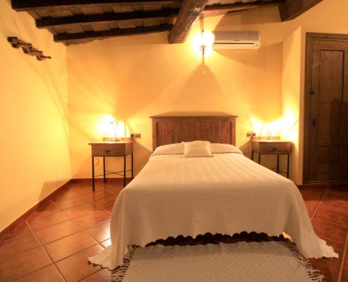 2 twin beds