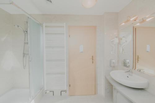 Hotel Cesarski - Kaiserhof - image 3