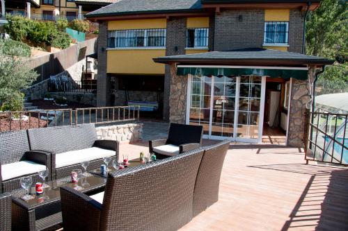 tuin, Apartahotel Rural CollaRubio Luxury in Collado Mediano