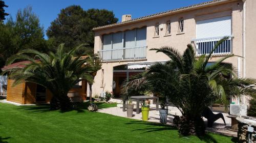 Appartement dans villa, spa & sauna gîte à louer Thézan-lès-Béziers