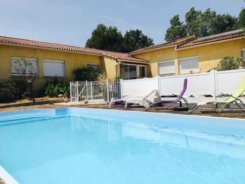 Accommodation in Lunel-Viel