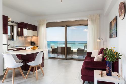 Facilities, Niovi Seaside Suites near Camping Nopigia