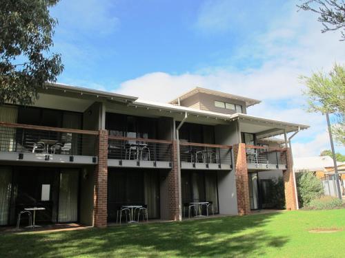 Inngang, Margarets In Town Apartments in Margaret River