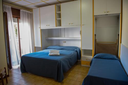 Triple Room image 6