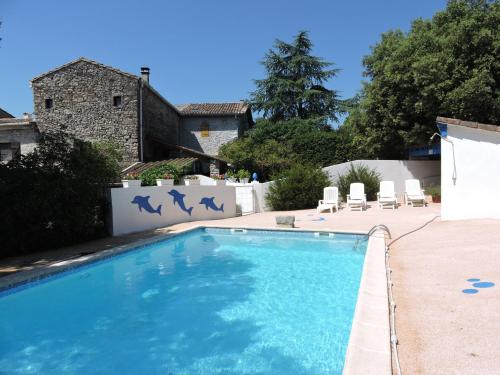 GITES de Plos Appart CHALET PISCINE SPA in Saint-Jean-du-Pin