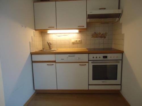 2 bedrooms, 3 beds