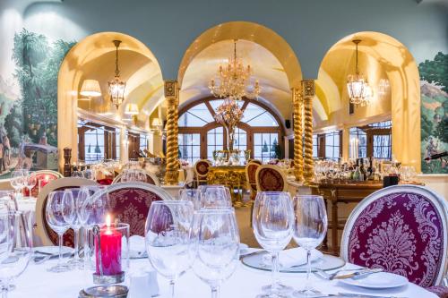 Restaurant, Alchymist Grand Hotel and Spa near Lesser Town