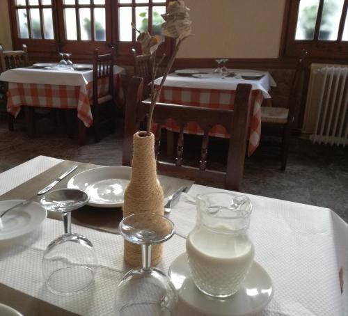 Hostal Los Pinares - image 6