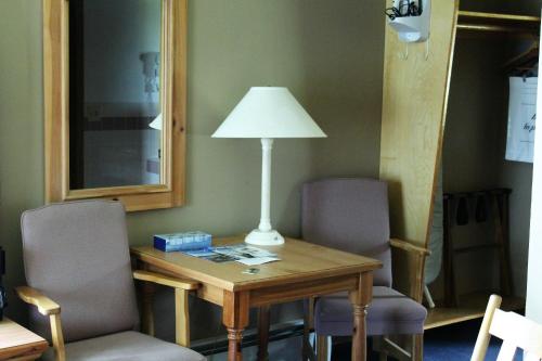 2 double beds