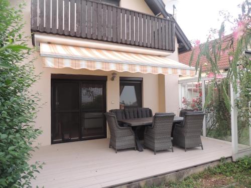  Haus Trappiste FOR FAMILIES ONLY NON SMOKING !! AIRCO ! in Donnerskirchen