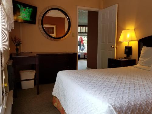 乔治湖丽都汽车旅馆