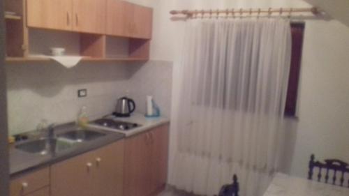  Apartments Topić, Pension in Lovinac bei Rudopolje Bruvanjsko