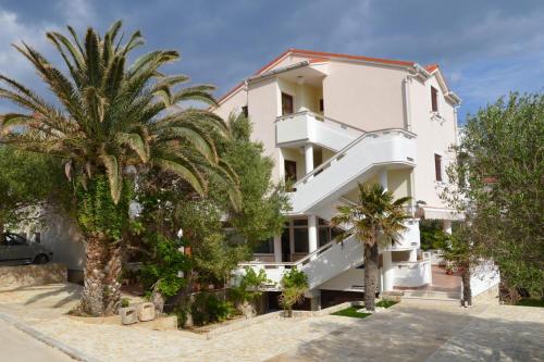 Apartments and rooms by the sea Jakisnica Pag - 4160 - image 6