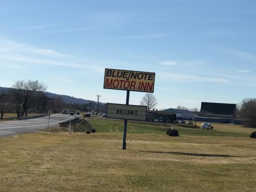 Blue Note Motor Inn in Marietta, USA
