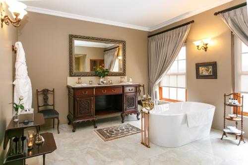 La Plume Boutique Hotel & Spa Room Type - Superior Suite