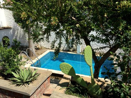 St John's House - image 6