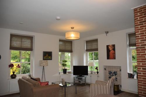 2 bedrooms, 2 beds