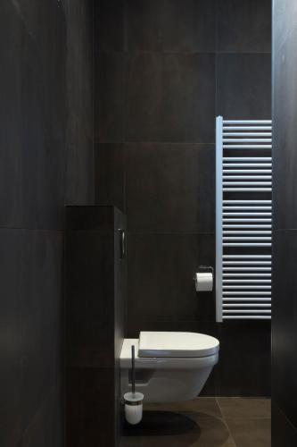 2L Hof van Holland apartments - image 2