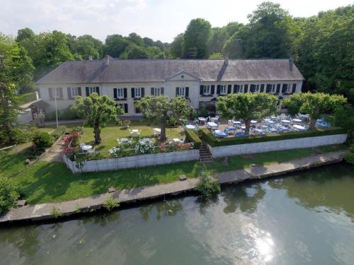 . Hostellerie de Pavillon Saint-Hubert