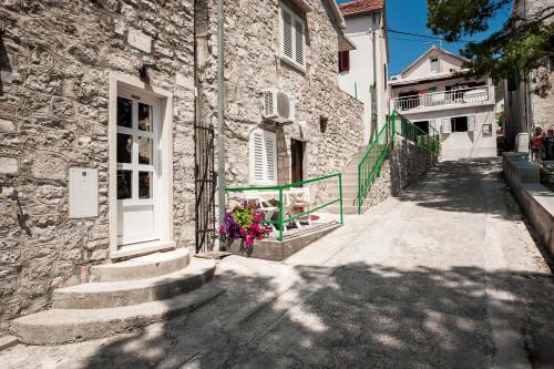 Old Town Accommodation, Bol (Foto 8)