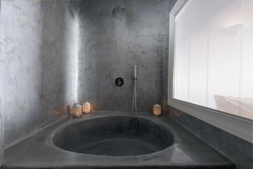 アネモミロス ホテル