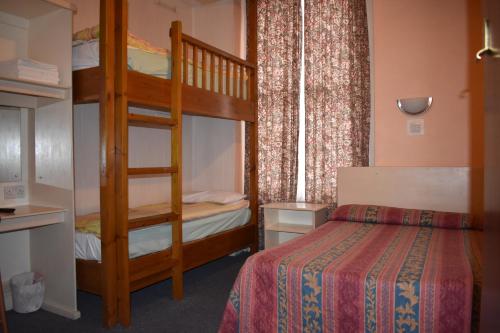 Macdonald Hotel - image 2