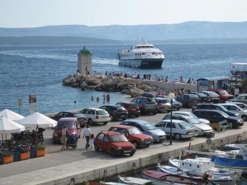 Apartments by the sea Bol Brac - 13665 - main image