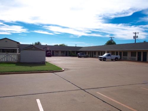 A szálláshely kívülről, Regency Inn in Gatesville (TX)