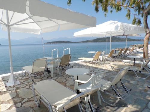 해변, Le Due Sorelle in 스필리아 (톨로폰)