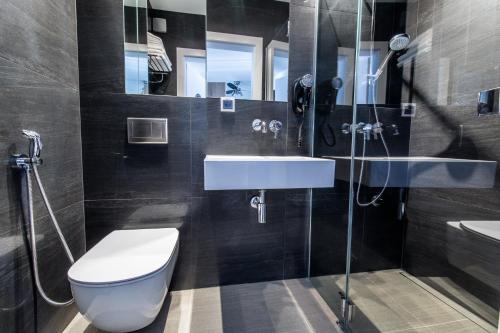 Port 21 Pura Pool & Design Hotel - Adults Only - image 2