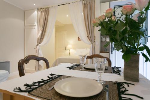 Quartier Latin! 3 best Apartments in Paris