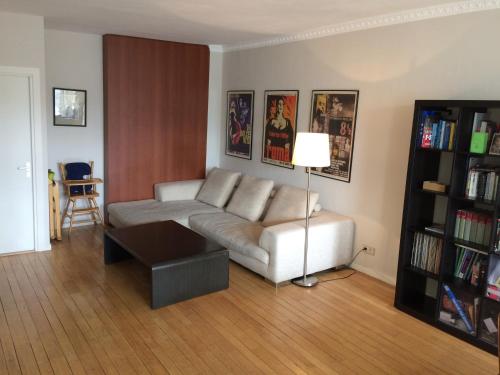 Van OldenBnB