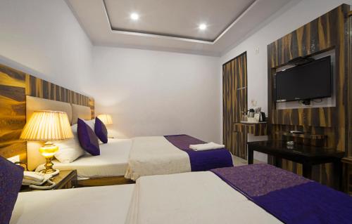 Hotel Shri Vinayak at New Delhi Railway Station-By RCG Hotels