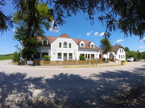 B&B Mottingeramt - Land- und Seminarpension Gamerith - Bed and Breakfast Mottingeramt