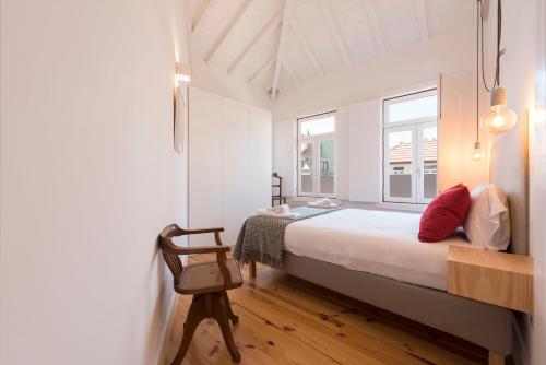 LovelyStay - Top Floor Balcony Apartment, Porto (fotografie 9)