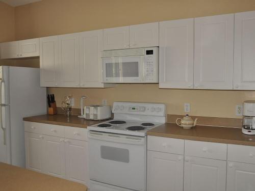 Windsor Palms Sunny Corner - Four Bedroom Home - main image