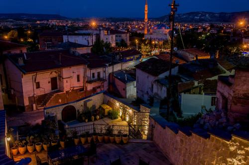 Yoruk Stone House Yoruk Stone House is perfectly located for both business and leisure guests in Nevsehir. The property offers a high standard of service and amenities to suit the individual needs of all travelers. Ser