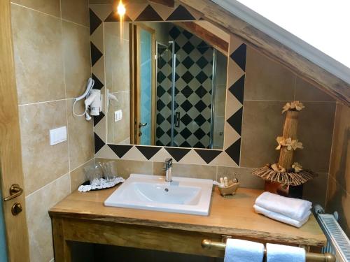 Double Room with Private Bathroom