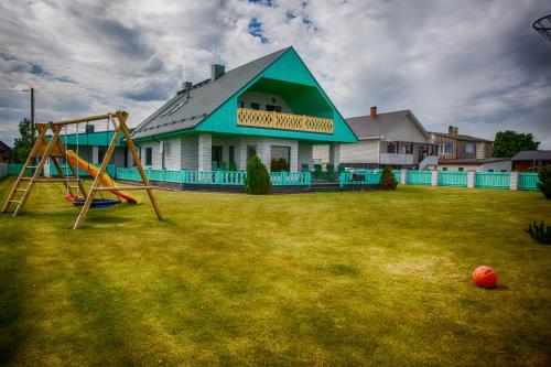 Raja Lake House