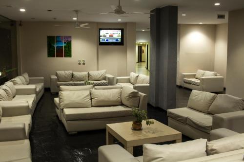 Shared lounge/TV area, Hotel El Libertador in Puerto Iguazu