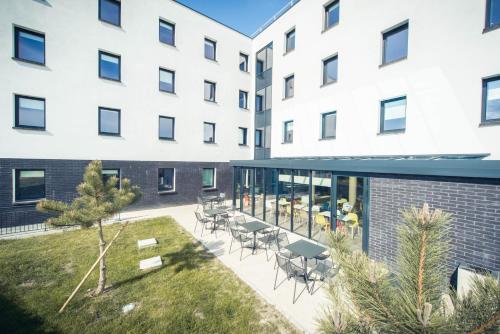 ibis budget Troyes Est - image 10