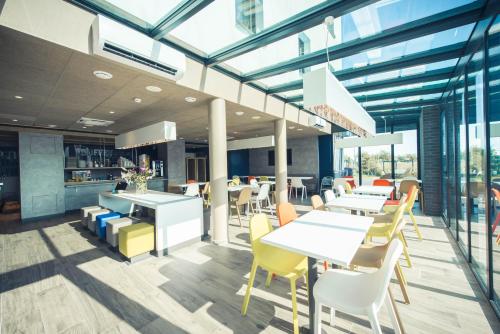 Előcsarnok, ibis budget Troyes Est in Troyes