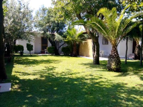 Deluxe Bungalow with Garden View