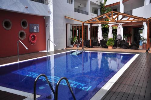 Hotel Puerto Mar - image 10