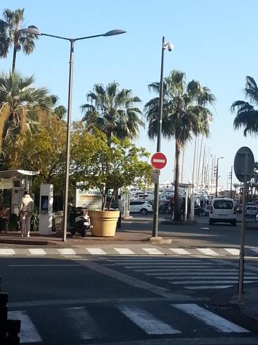 Cannes,croisette,palais des festivals,plages 5