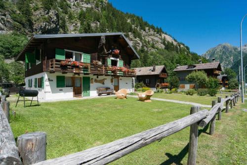 Chalet Incantevole Zender gîte à louer Borca