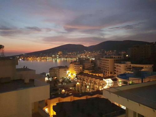 Jon's Penthouse Sarandë